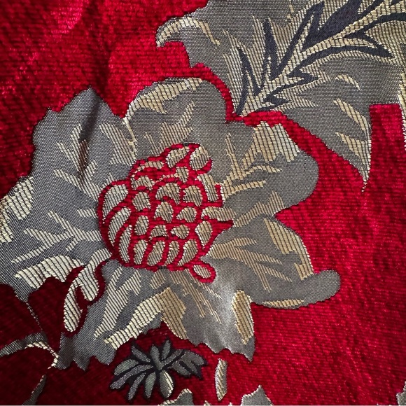 Rare Find! YA-DA Red & Gold Brocade Jacket Velvet Trim Toggle Coat 44 (L/XL) - Picture 8 of 10